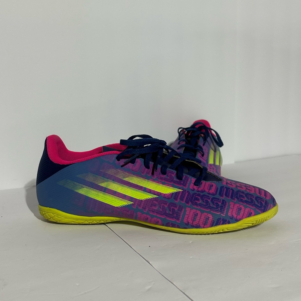 Adidas x Speedflow Messi.4 indoor soccer shoes